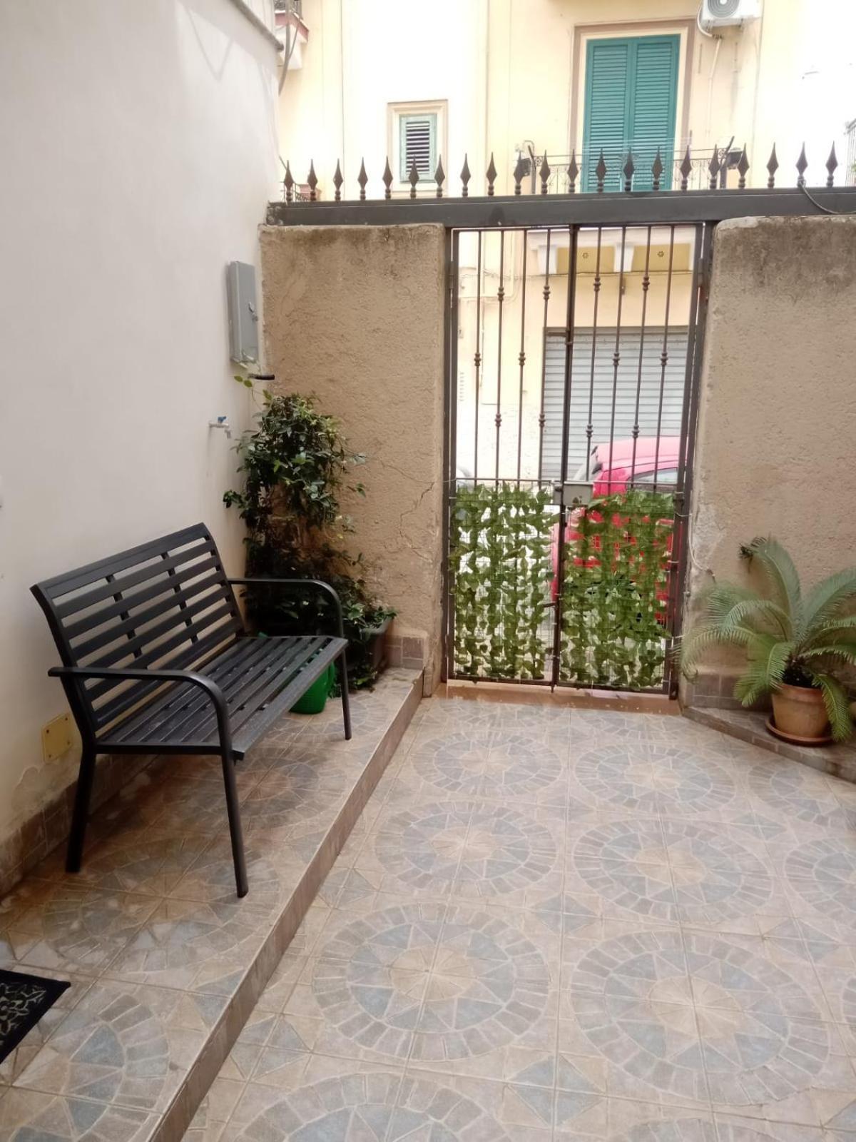 Davide Guest House Palermo Esterno foto
